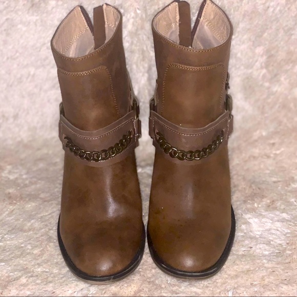 Sold - Picture 2 of 3